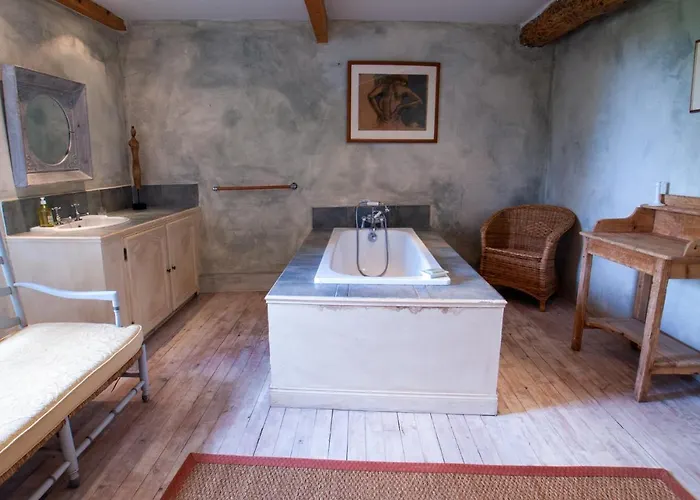 Bed & Breakfast Domaine Des Jasses 5*